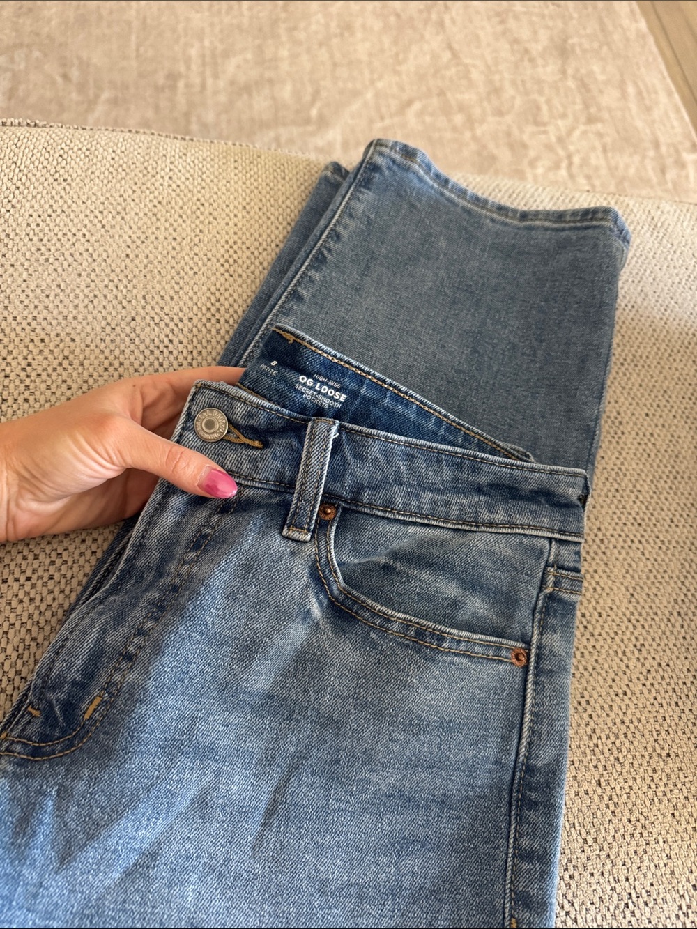 Old Navy High Rise OG Loose Jean - Picture 5 of 5